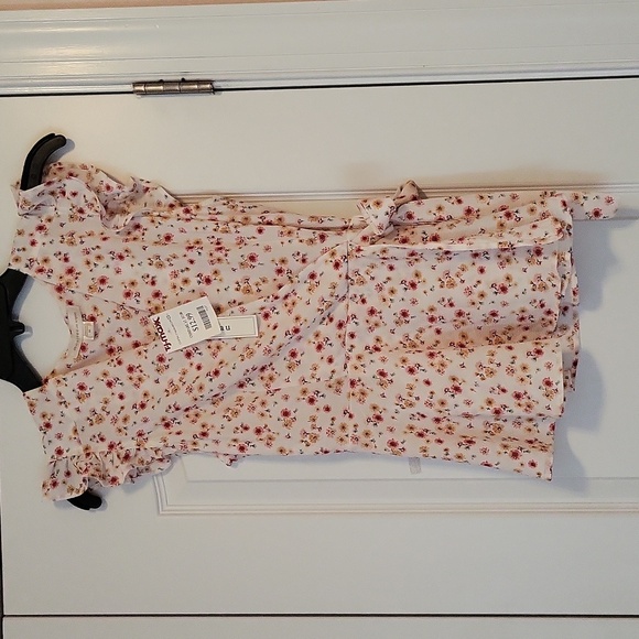 NWT Faux wrap blouse - Picture 7 of 7